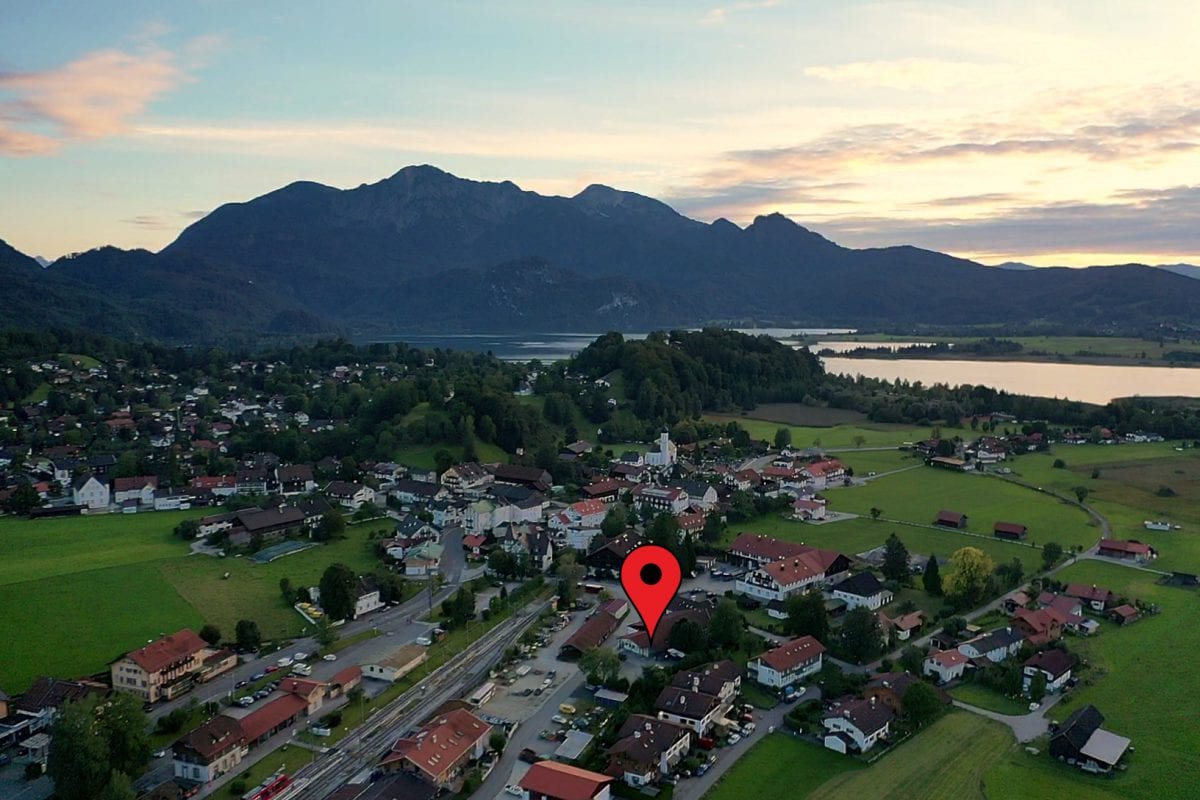 Produktionshalle der Loisachtaler Hundenaturkost in Kochel am See